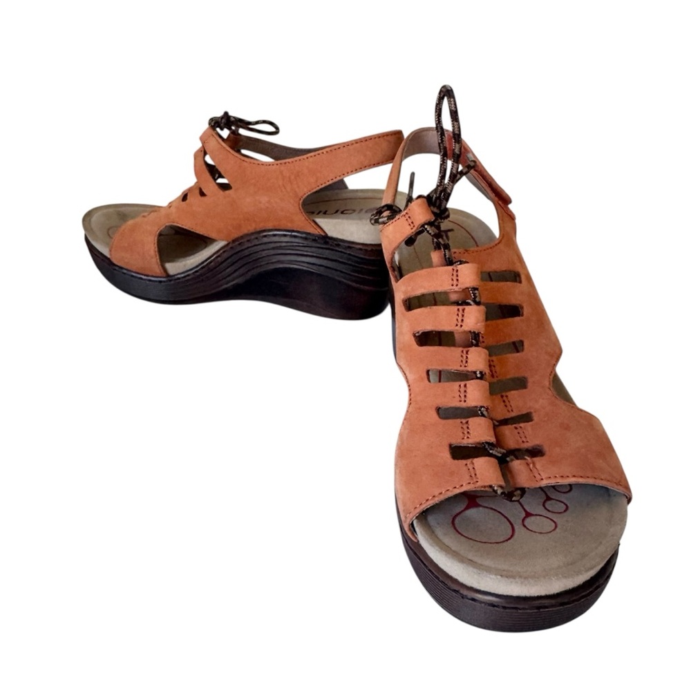 Bionica Sirus Wedge Sandal Cashew Orange Lace Up Ghillie Style Size 8